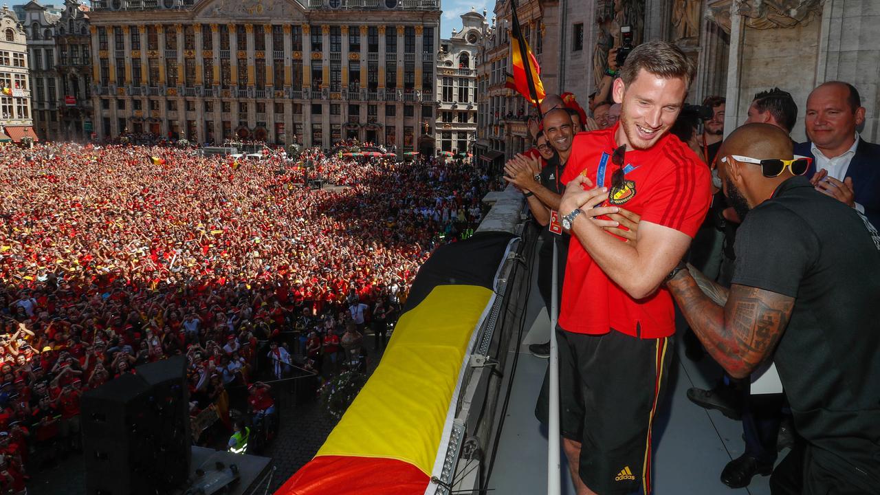 Jan Vertonghen lors de l'hommage de l'équipe belge à Bruxelles après le bronze de la Coupe du monde 2018.