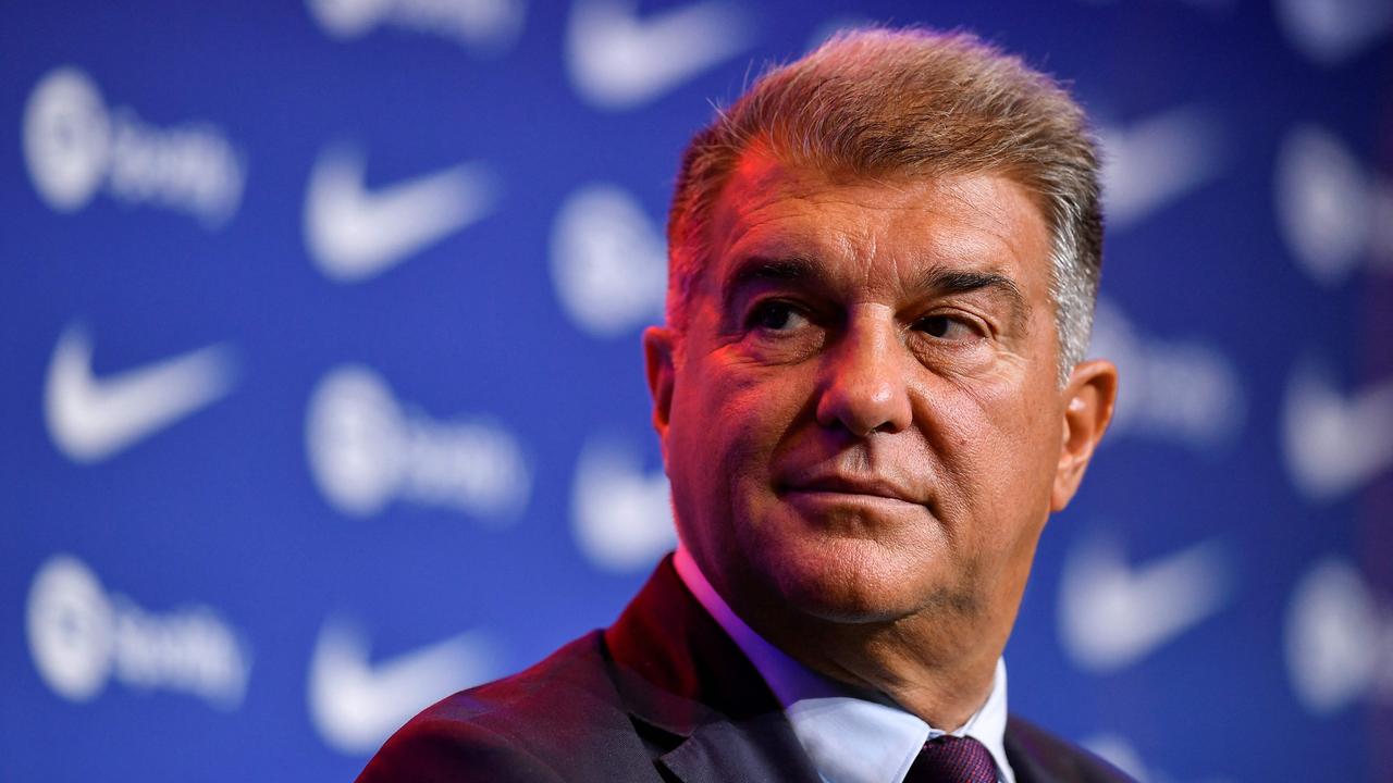 Joan Laporta menace de poursuites judiciaires contre Frenkie de Jong.