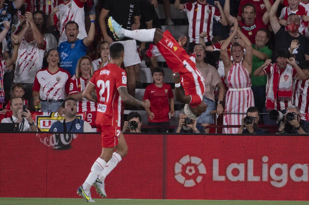 C'est la réaction à la remontée du Real Madrid contre Almeria, avec notamment le superbe but de David Alaba en Liga.