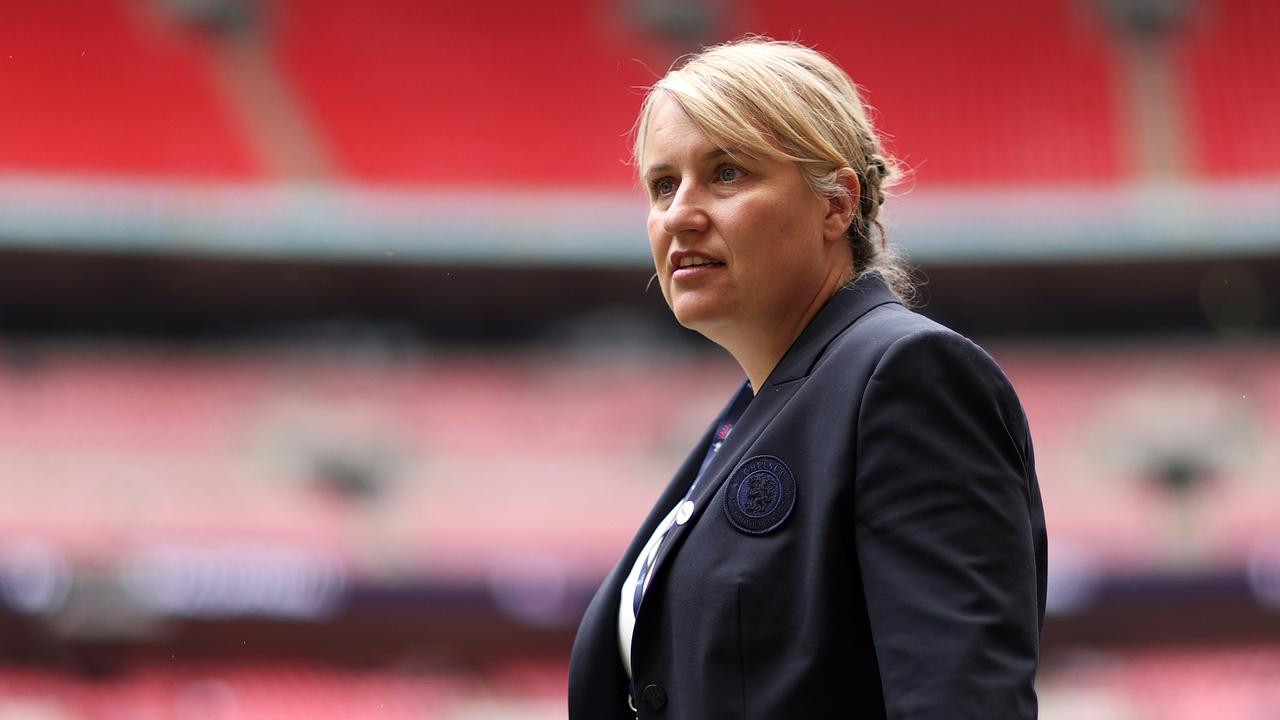 Emma Hayes est un célèbre entraîneur de haut niveau dans le football féminin.