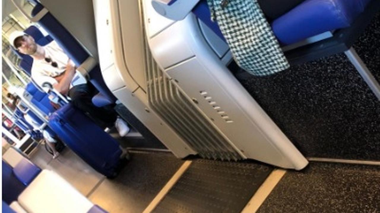 Michael de Leeuw a été repéré par le twittos Max Pijnenburg dans le train pour Tilburg.