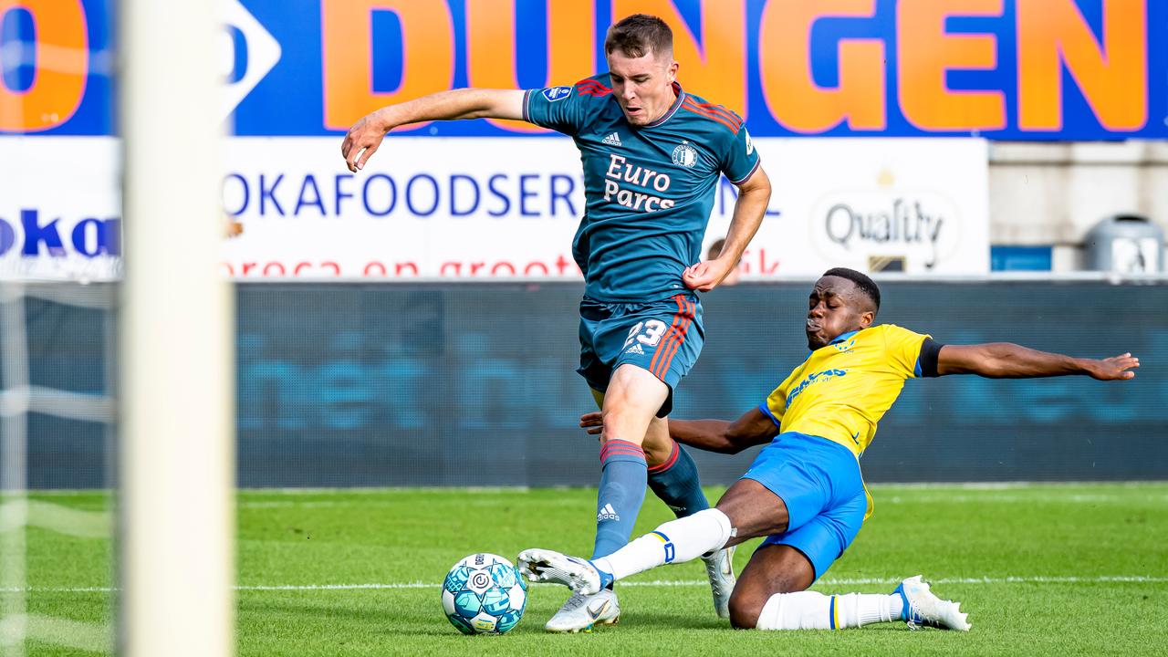 La raison de ce penalty : Patrik Wålemark est touché par Thierry Lutonda.
