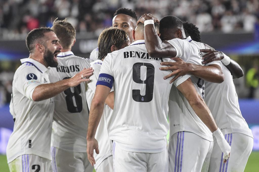 Super champions ! Le Real Madrid remporte la Supercoupe d'Europe après avoir battu l'Eintracht pour revenir à égalité avec le FC Barcelone.