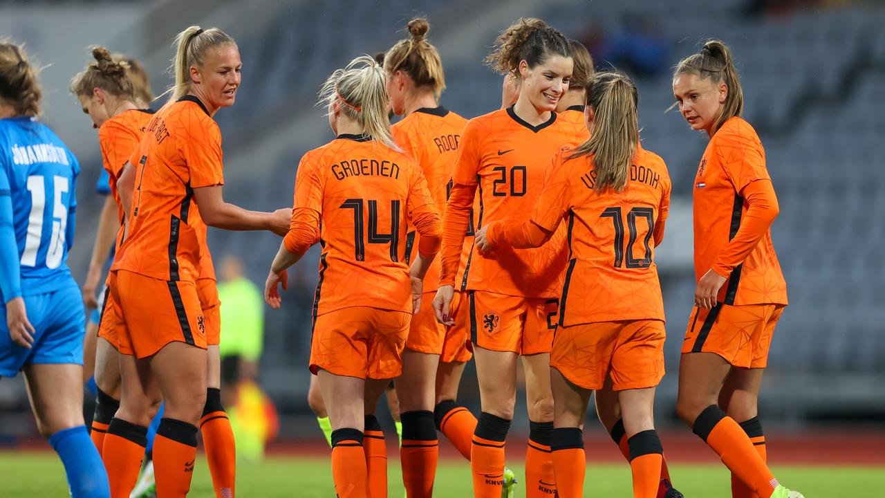 Les Néerlandaises ont remporté le premier match en et contre l'Islande 0-2.