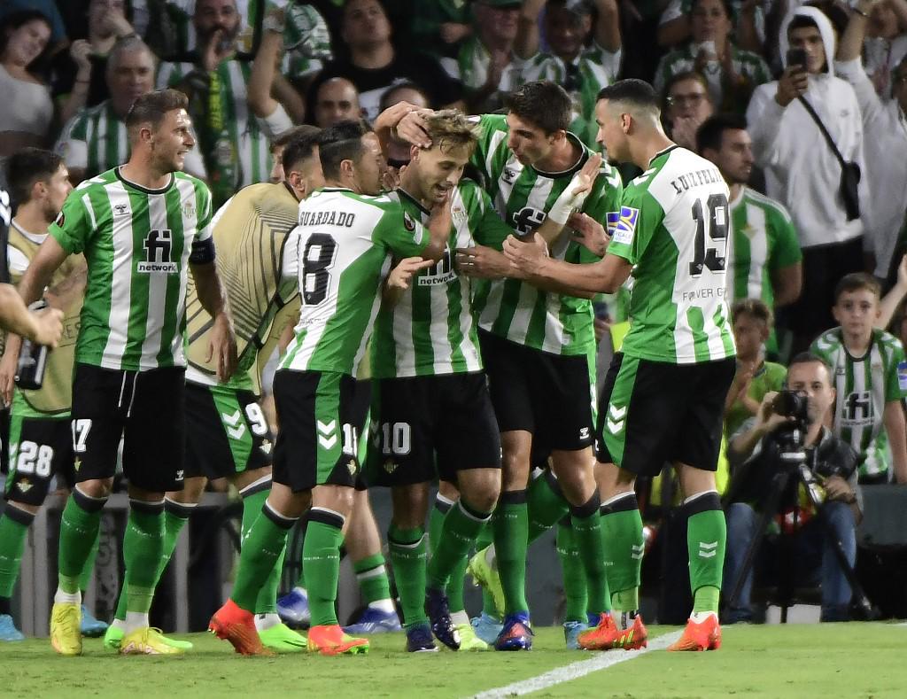 Résultats de l'Europa League : la Roma s'impose, la Lazio subit une raclée, le Betis s'impose de justesse et United bat Sheriff grâce à un but de Cristiano Ronaldo.