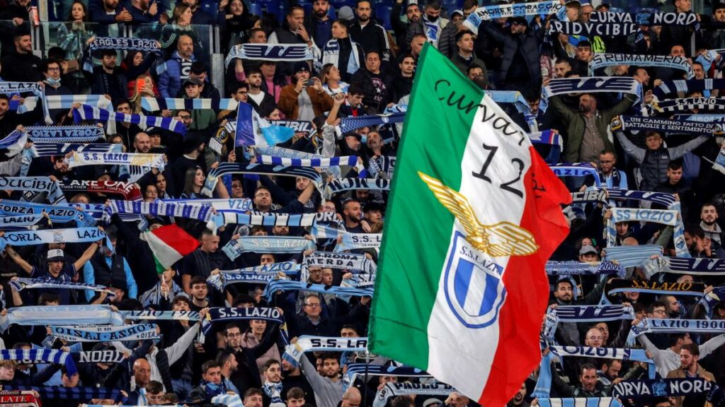 SS fans de la Lazio. Verona vs Lazio : les compositions.