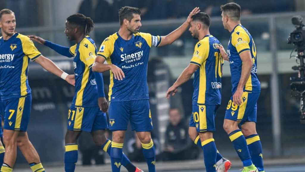 Le Hellas Verona est en train de remettre en question son maintien dans l'élite du football italien, puisqu'il occupe une place de relégable.