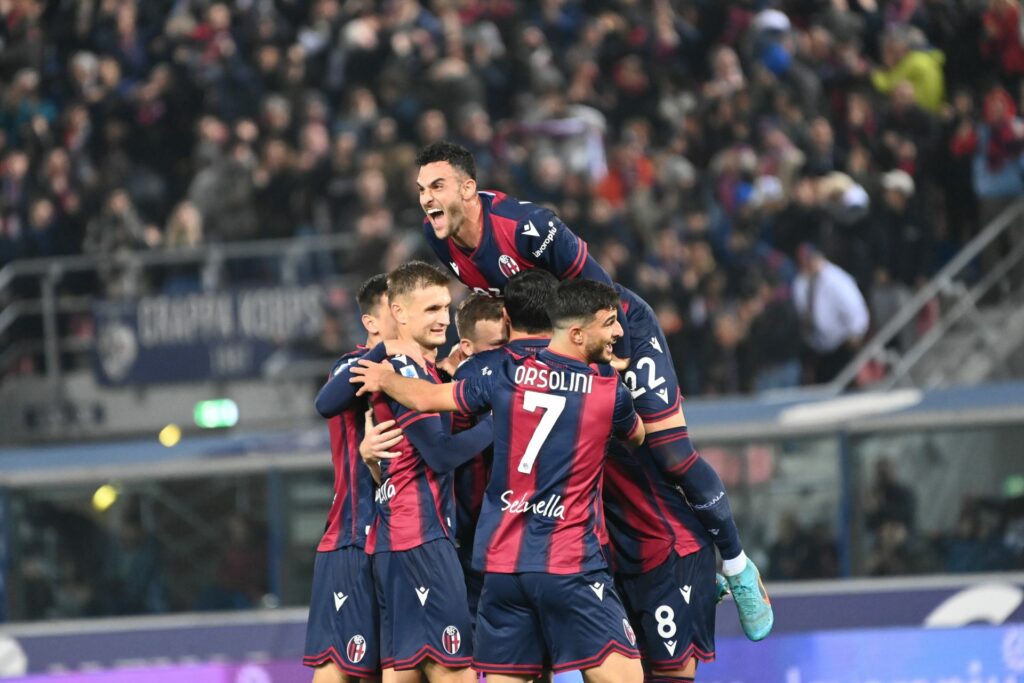 Le Bologna FC occupe la dixième place du championnat italien avec 37 points, soit le même score que la Fiorentina et le Torino.