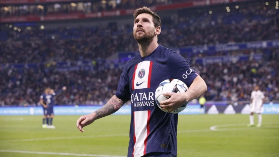 Les Parisiens prennent la première place de la Ligue 1.