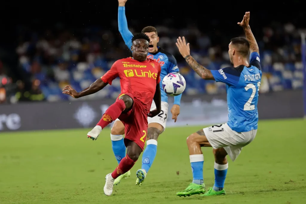Les 5 dernières confrontations entre les deux équipes se sont soldées par 3 victoires du SSC Napoli, 1 victoire de Lecce et 1 match nul.