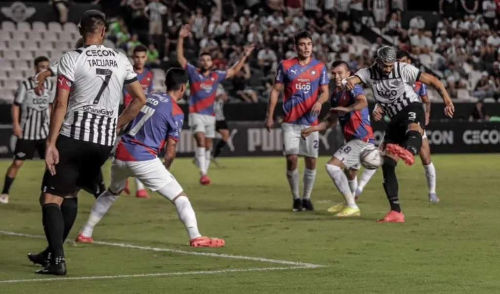 Atletico Mineiro vs Club Libertad