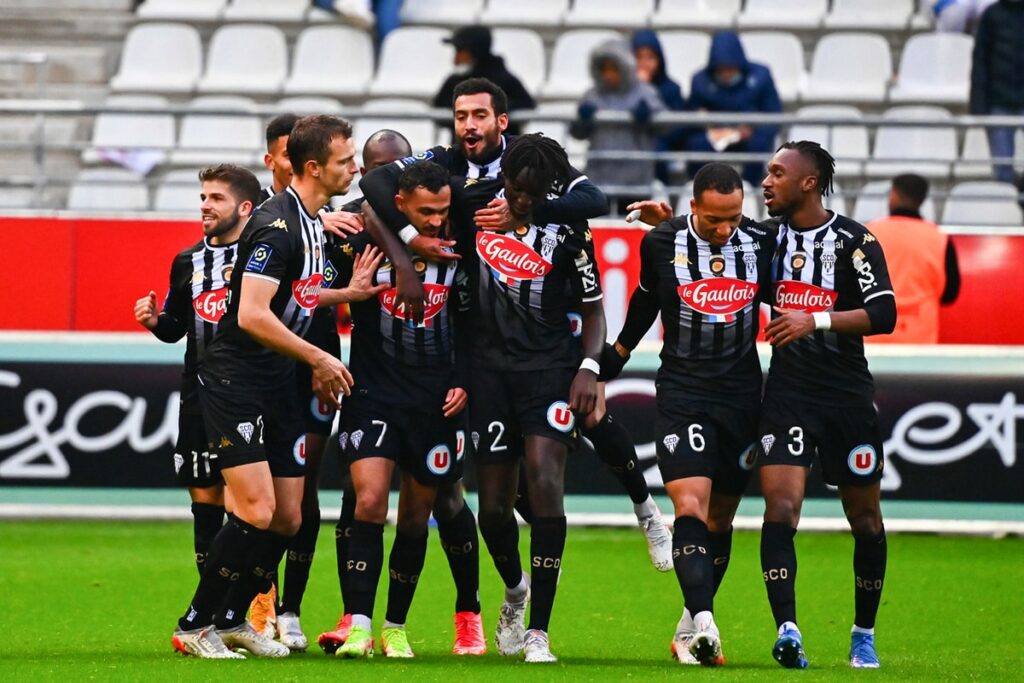 Angers vs Troyes