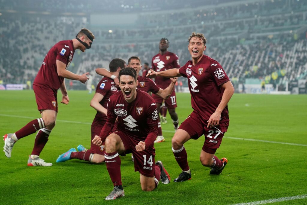 Le Torino a remporté la Serie A pour la dernière fois lors de la saison 1975/1976. Depuis, les Toros n'ont terminé que deux fois vice-champions locaux.