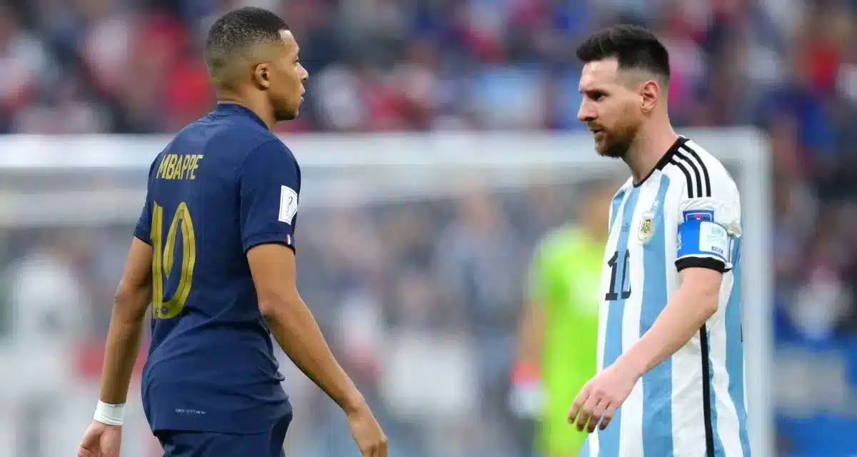 Lionel-Messi-Kylian-Mbappé-Ballon-dor-2023