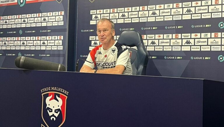 Coach Caen