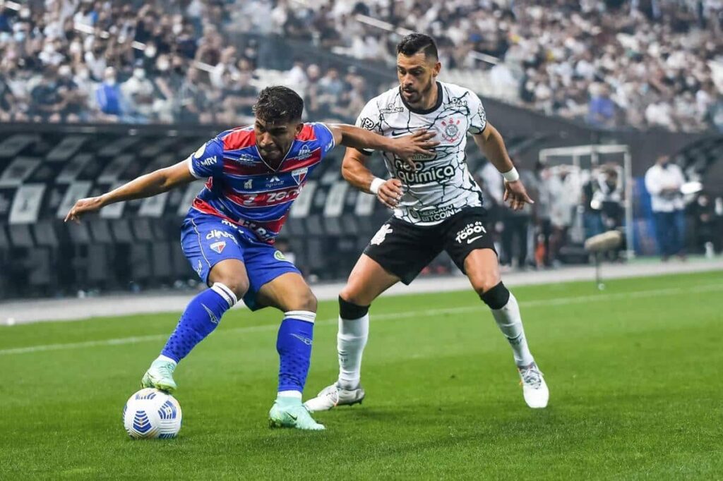 Corinthians Fortaleza prono
