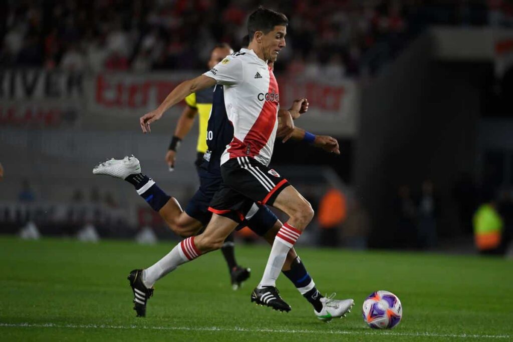 Gimnasia River Plate
