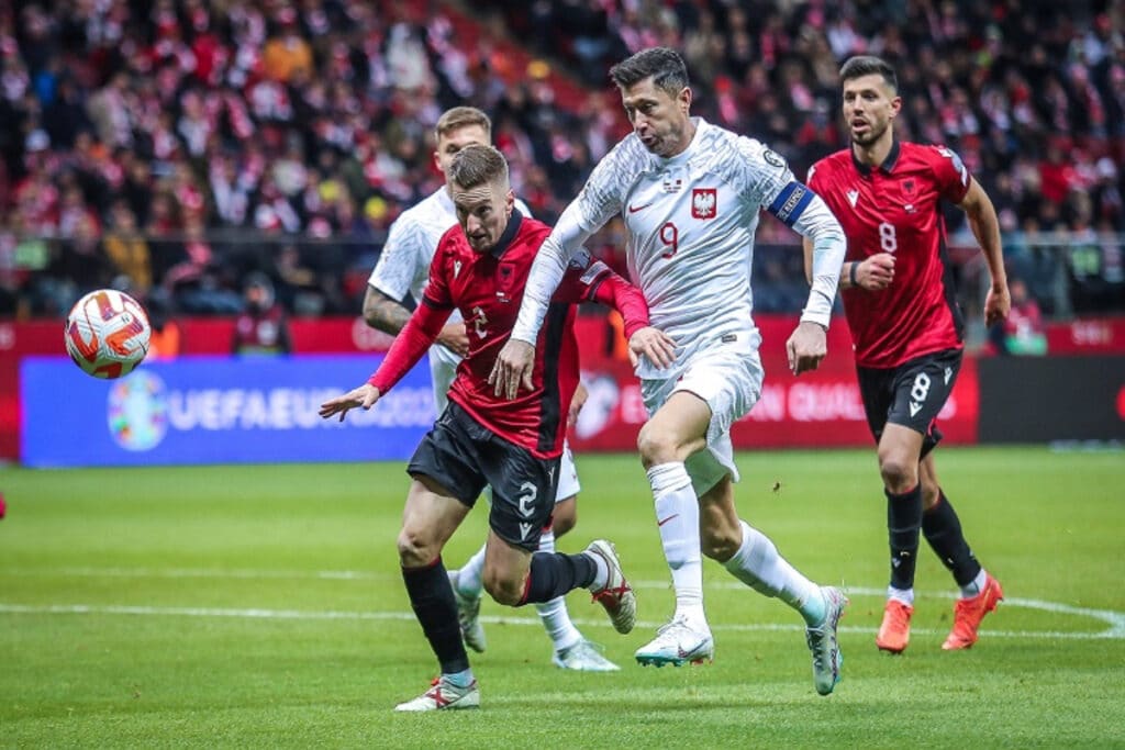 Iles Féroé vs. Pologne