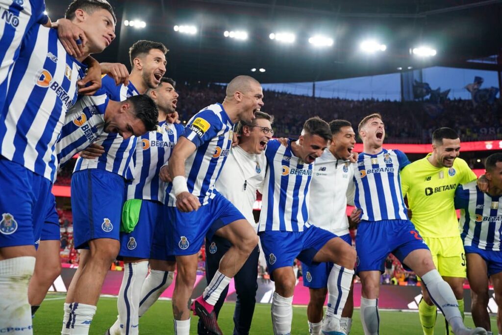 Porto Antwerp prono