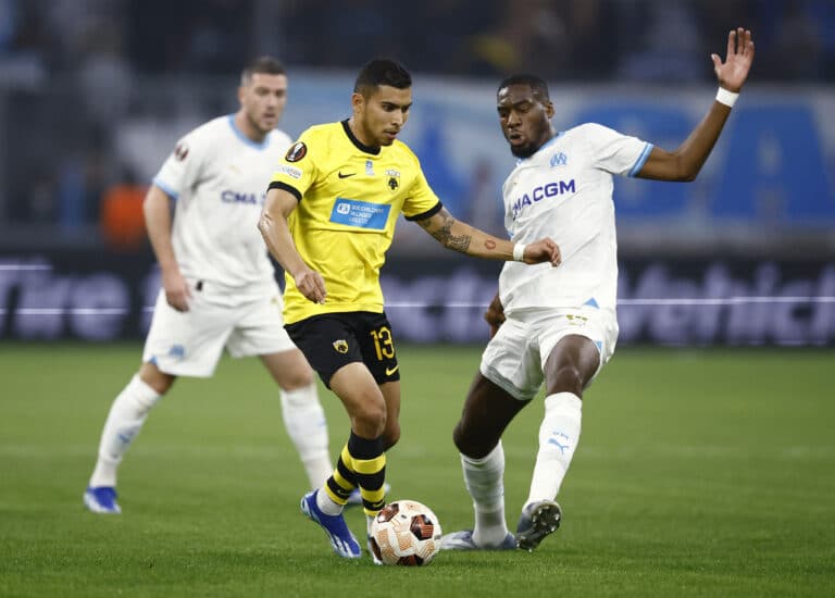 AEK OM Compos