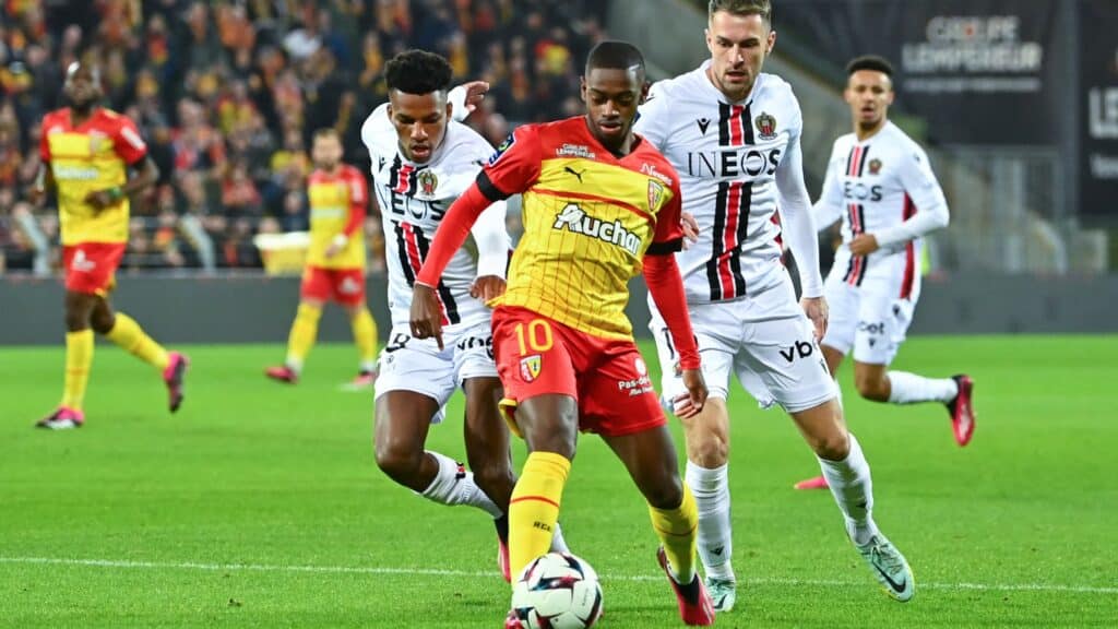 Nice vs Lens
