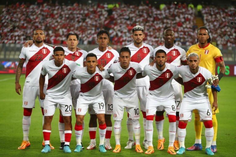 Salvador Pérou pronos